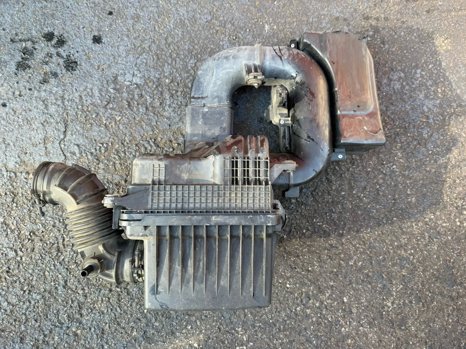 Conjunto de sistema de admisión de filtro de aire Kia Soul 2014-2019 OEM Foto 2 de 4