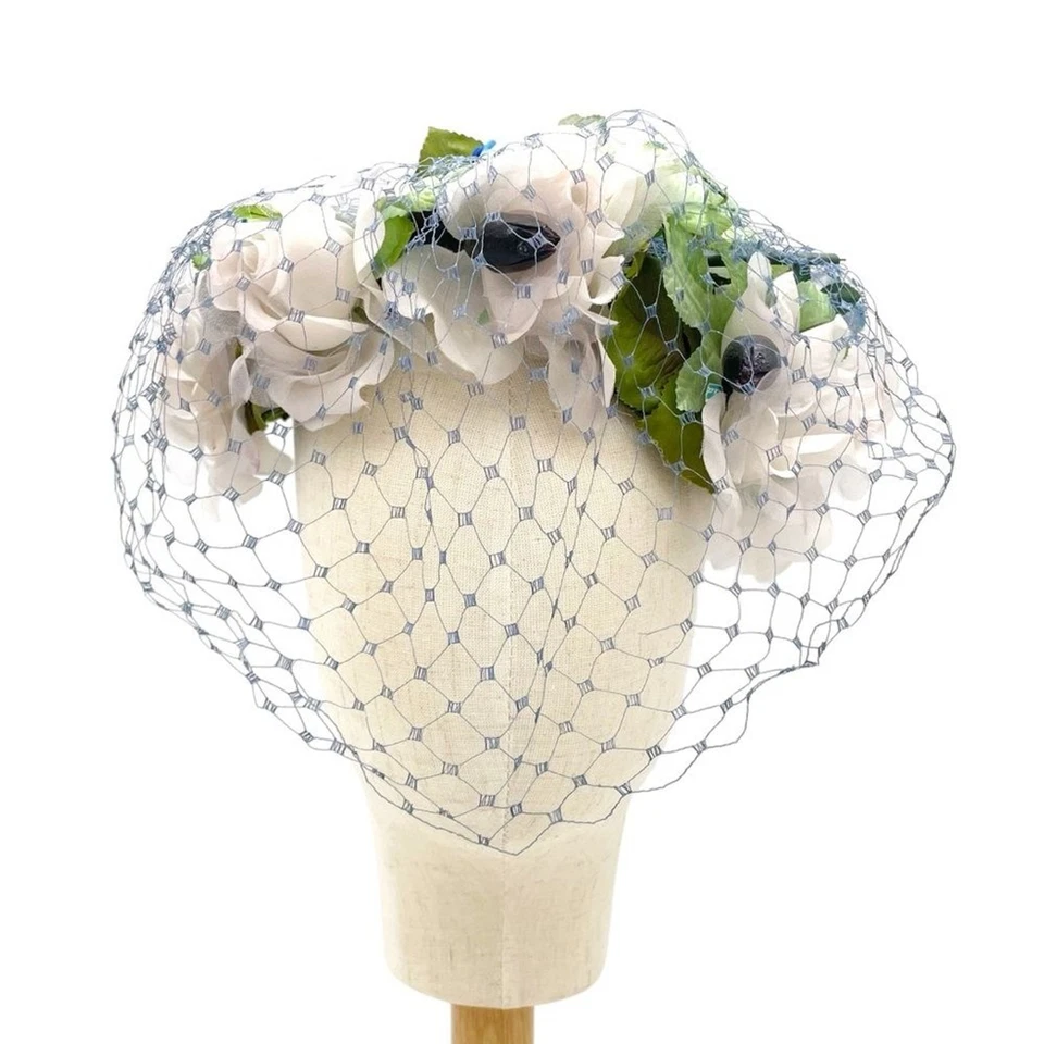 Vintage 1950s Le Cavalier Floral Hat w/ Veil White Roses Blue Accents Netting - Image 3 of 4