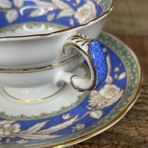 Vtg Copelands Grosvenor China England Blue Duchess Teacup & Saucer Gold Rim EUC - Picture 3 of 10