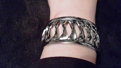 Lia Sophia Silber Twist Statement Manschette Armband Schmuck Weihnachten Valentinstag