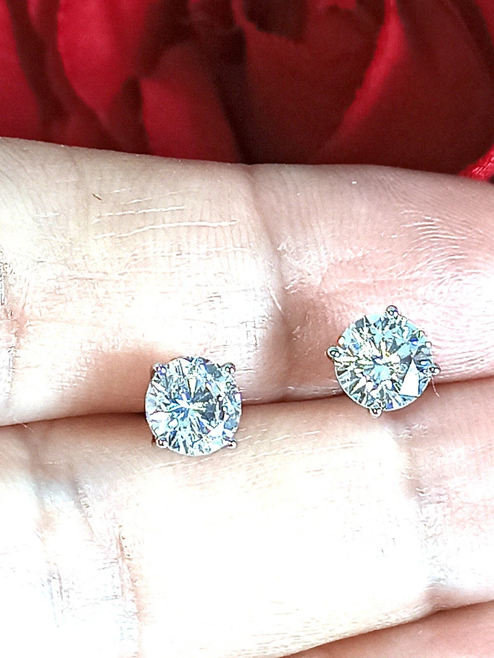 Pendientes solitarios de lujo de 2 quilates de oro blanco macizo de 18 k con pasador de diamantes de 6 mm Foto 3 de 4