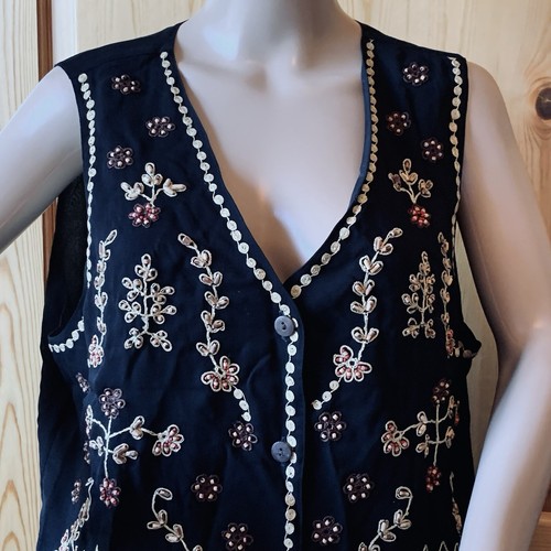 Vintage Carole Little Black Embroidered Beaded Vest Black Floral Size 14 Boho - Picture 2 of 15