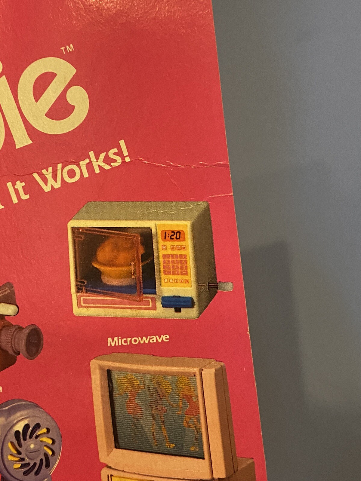 NIP Vintage 1992 BARBIE TV/VCR MAGIC MOVES 7561 eBay