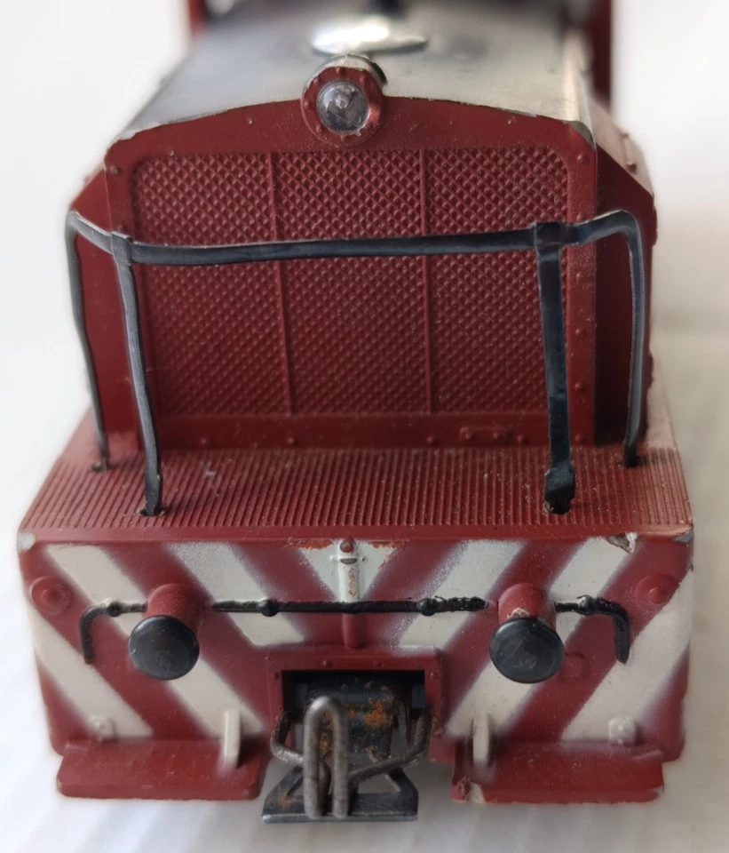 LOCO DB MASSICCIA DA MANOVRA IN H0 - Immagine 3 di 4