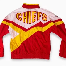 VTG Chiefs apex one NFL Jacket Size Large