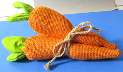 Burlap CARROTS with green felt leaves