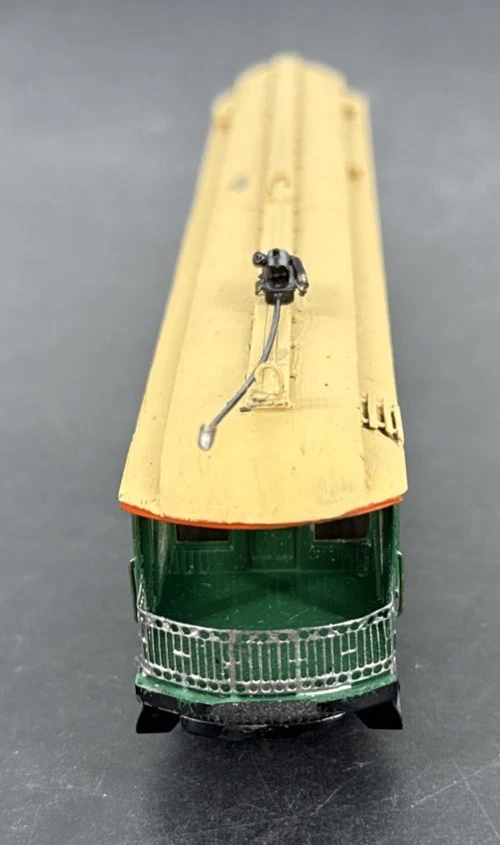 Interurbano de latón escala HO con vestíbulo en la parte posterior pintado y muy afilado Foto 4 de 4