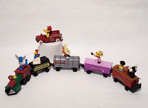 Looney Tunes Train Set | eBay