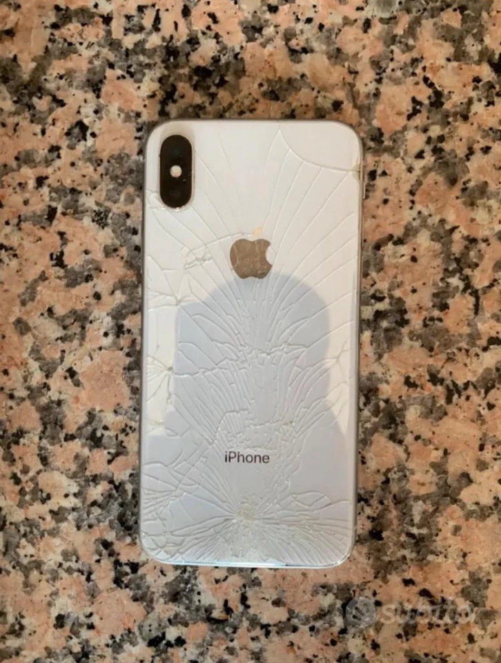 Apple iPhone X - 64 GB - Argento (Sbloccato) - Immagine 2 di 3