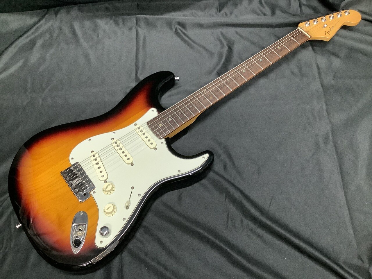 Fender American Deluxe Stratocaster 3CS (Fender Strat AM DX ST )