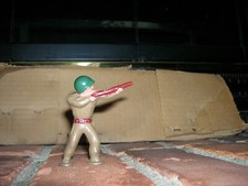 Vintage PodFoot WWII Barclay US Military Infantry Toy Soldier SHOOTING RIFLE