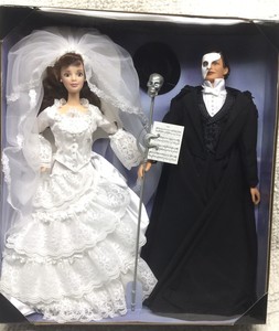phantom of the opera barbie and ken doll set