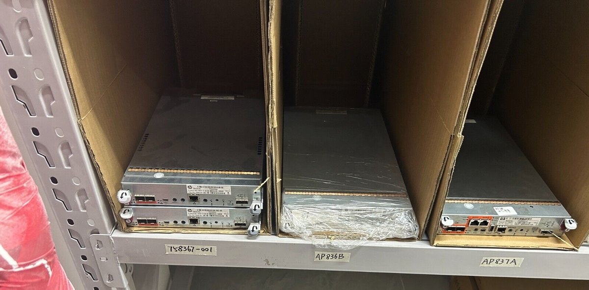 HP AJ918-63001 Storage Array Controller FOR EVA P6300 HSV340 HP AJ918-63001 Storage Array Controller FOR EVA P6300 HSV340