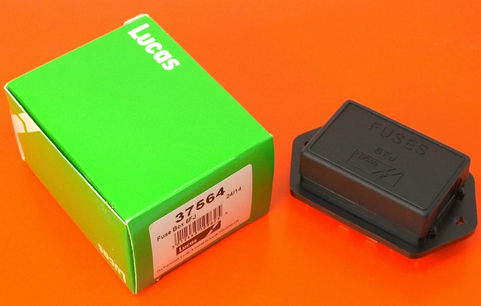 Lucas 4 Way Fuse Box Holder 37564 6FJ Bulkhead For Mini Cooper S Classic Car - Image 3 of 4