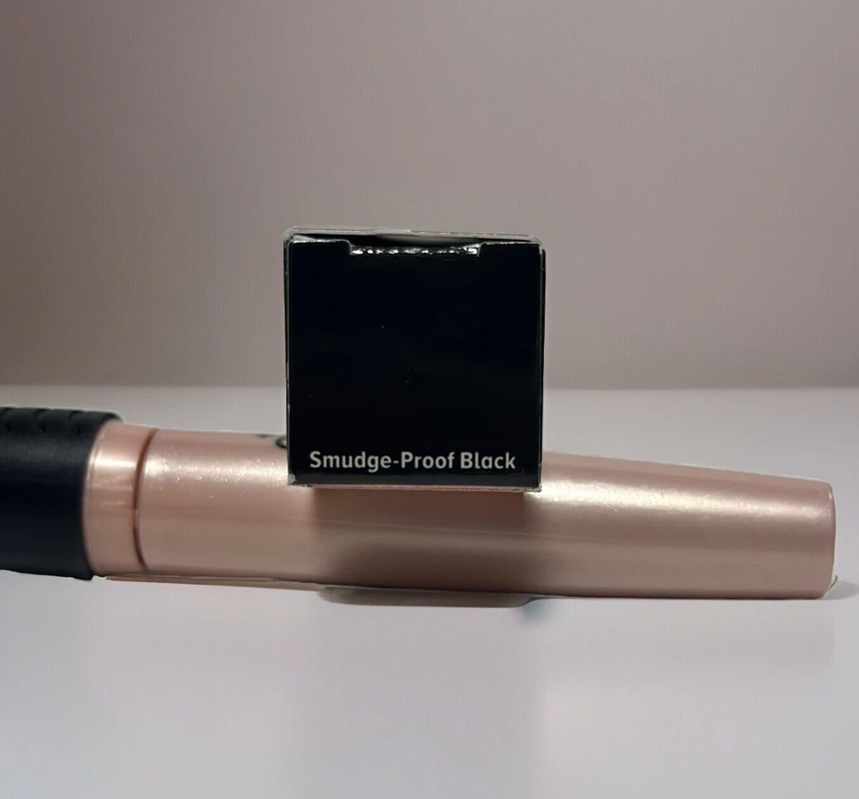 (2) It Cosmetics Hello Lashes+ Lash-Loving Volumizing Mascara Black-8.5ml - Image 4 of 4