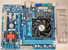Mainborad - Gigabyte GA-M68MT-D3P DDR3 + Geforce 7025 on Board Sockel AM3