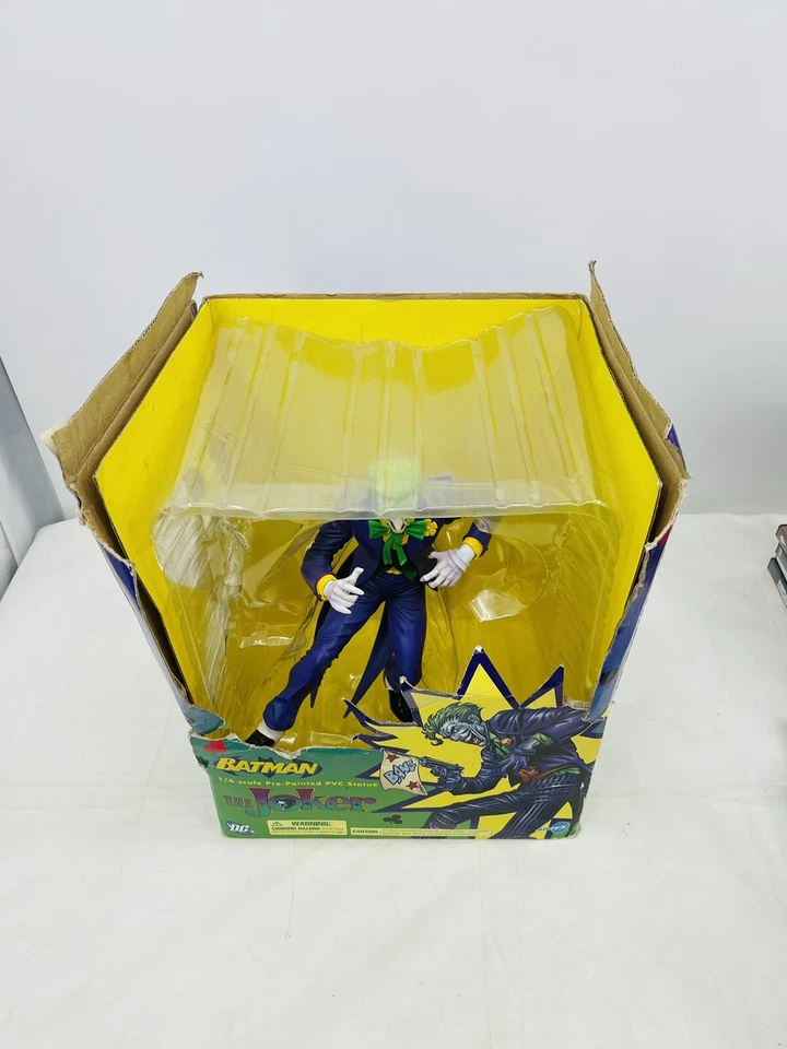 2007 Dc Comics Batman “The Joker” Statue Action Figure by Kotobukiya - Image 2 of 4