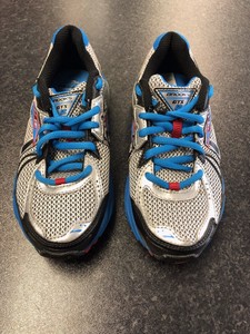 kids brooks adrenaline