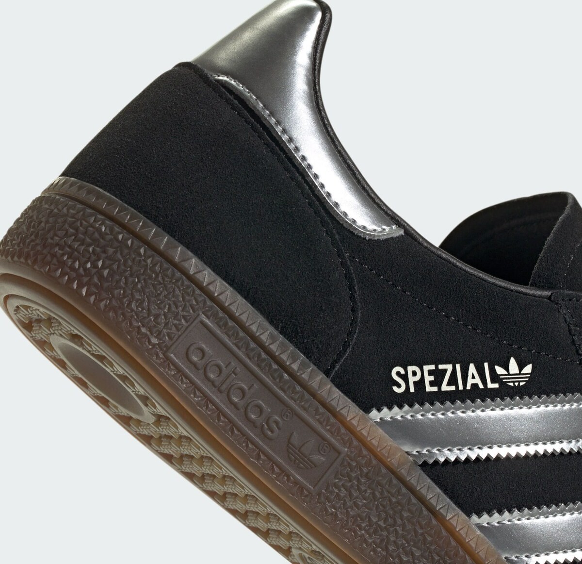 JP5356 adidas Originals Handball Spezial Core Black Silver JP5356 adidas Originals Handball Spezial Core Black Silver