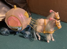 MATTEL DISNEY Princess Deluxe Cinderella Horse Pumpkin Carriage 2009