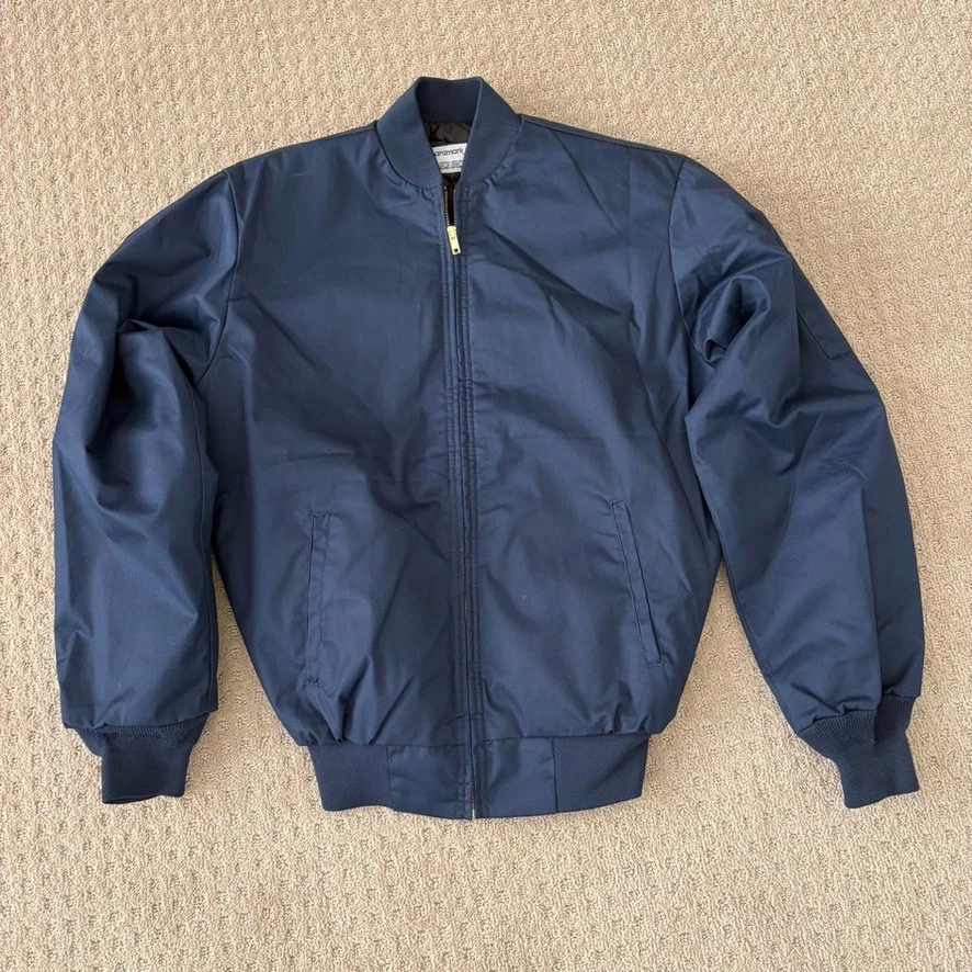 Aramark Quilt Insulated Lined Quilted Zip Up Work Jacket in Navy Men Small NWOT
