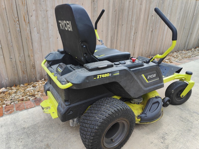 Ryobi ZT480e Battery Zero-Turn Riding Lawn Mower Green/Black