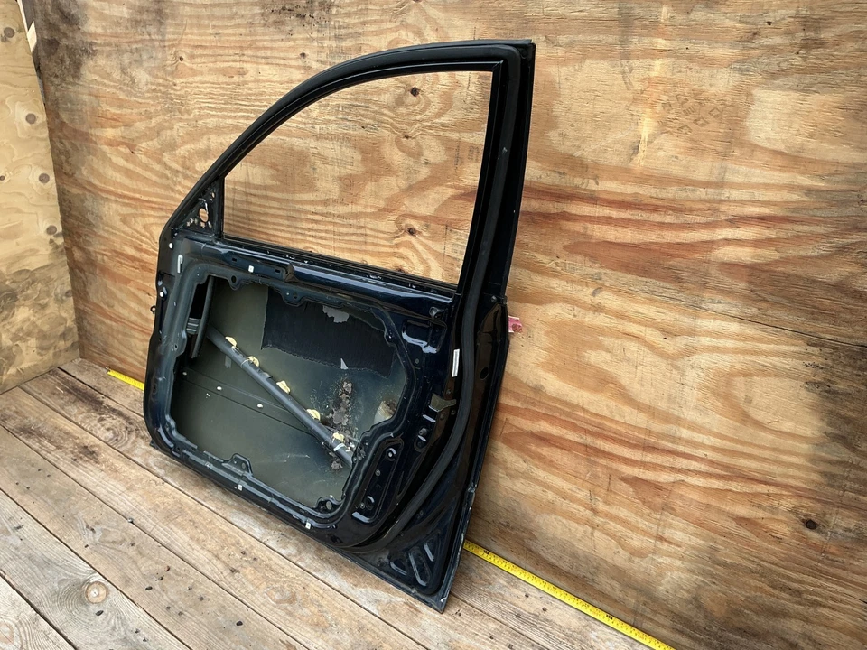 2006 - 2010 Hyundai Sonata Front Right Passenger Side Door Shell Panel OEM - Image 4 of 4