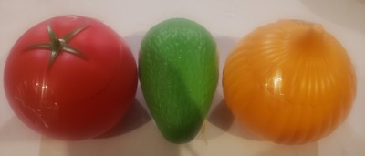 Set Of 3 Vegetable Shaped Storage With Onion Avocado Tomato Shaped Savers New