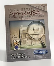 Real Estate Appraisal Principles and Procedures [Paperback] Walt Huber and Levi