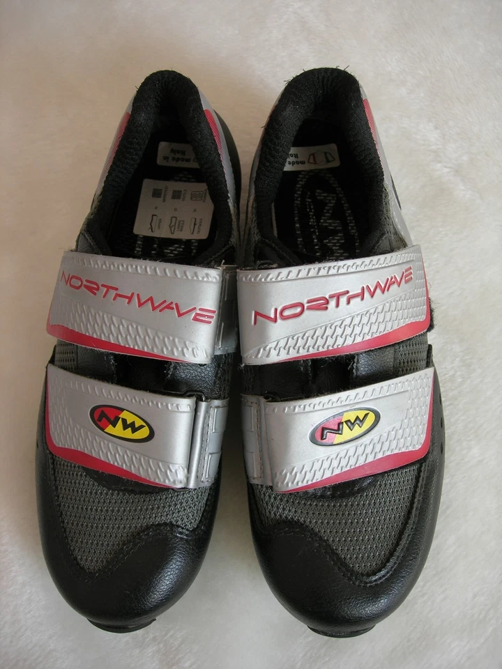 NUEVO NORTHWAVE Mujer Negro Plata MTB Ciclismo Zapatos 37 6 Bicicleta de Montaña Italia de colección Foto 2 de 4