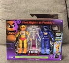 Jazwares Five Nights at Freddy's Endo Series Toy Chica Set Glowing Eyes Figures