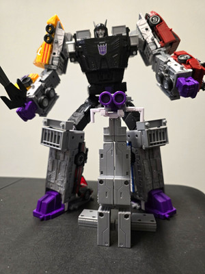 Hasbro Transformers Legacy Menasor, New Breakdown Action Figure Transformers