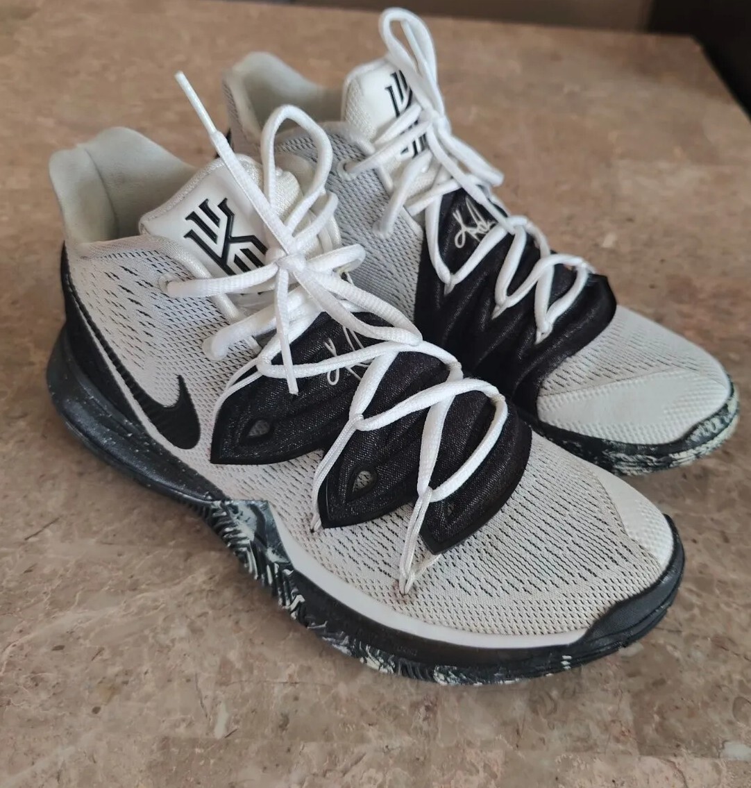 oreo kyries