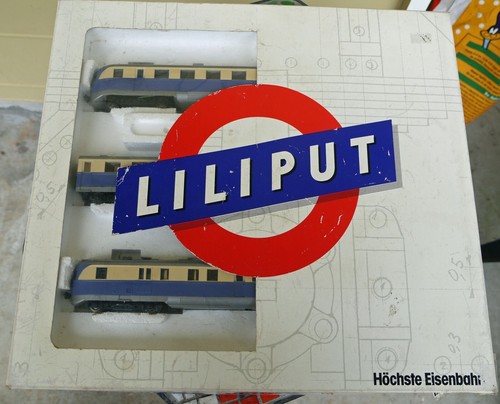 Liliput HO Scale 126 02 Class SVT-137 DRG 3 Railcar Passenger Set "Bauart Köln"