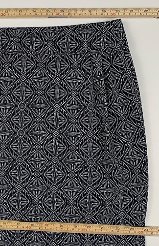 Ripskirt Hawaii Midi Wrap Skirt Lightweight Black Pearl Batik Womens Size XXL - Picture 7 of 9