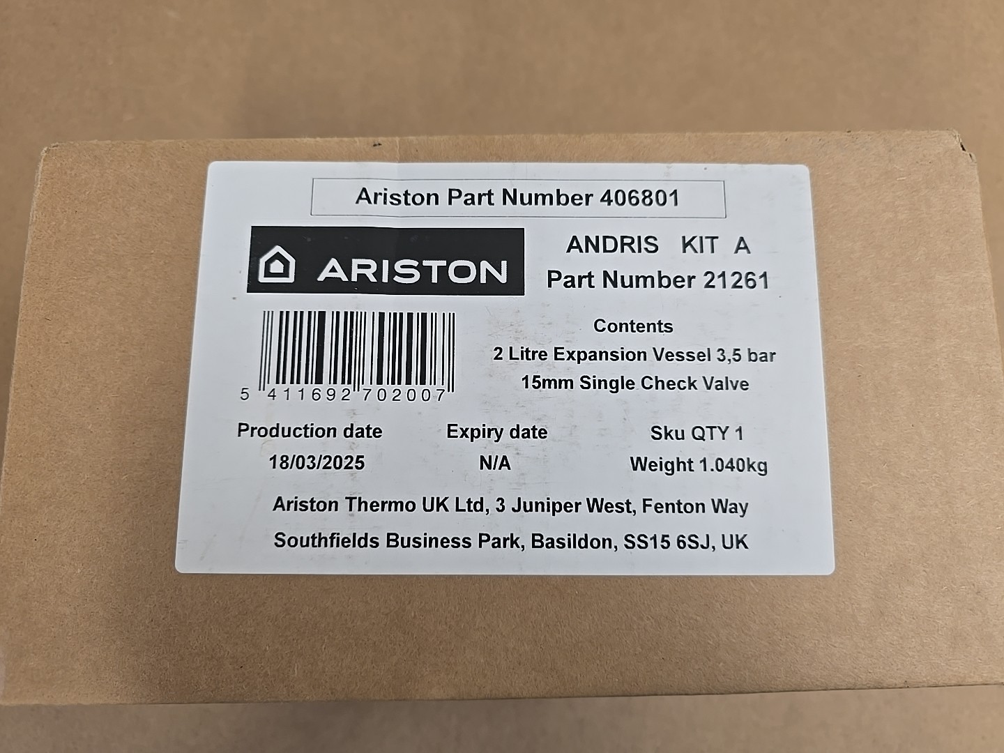 Ariston Andris kit A 21261 2L expansion Vessel 3.5bar 15mm Singke Check Valve