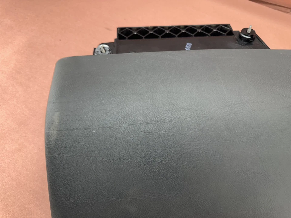 BMW E38 740IL 740I 750IL compartimento caixa de luvas couro preto fabricante de equipamento original 46K milhas - Imagem 4 de 4