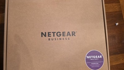 NEW-NETGEAR GS728TPP-200NAS ProSafe Switch, 24Port Gigabit, 380W PoE, +4 SFP