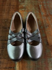 Vionic Magnolia Serenity Mary Jane flats size...