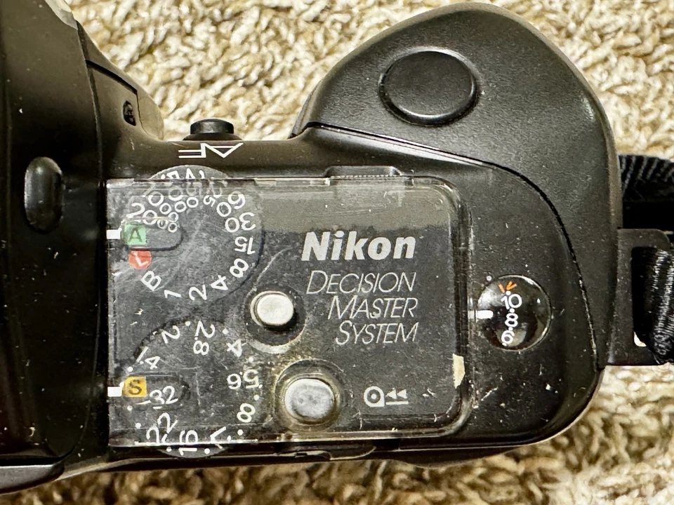 Nikon N4004s AF 35mm SLR Film Camera 35-80mm Lens-Film Tested & Working!! - Image 3 of 4
