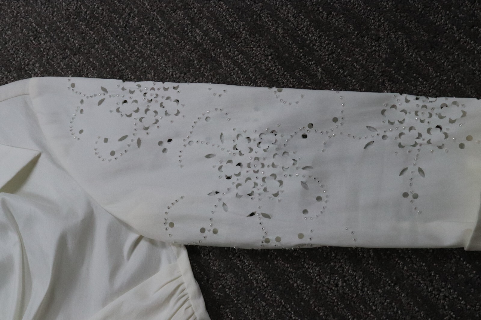 Vintage KM Collections By Milla Bell Blouse Womens 14 Ivory Floral Cutout Beaded image 6