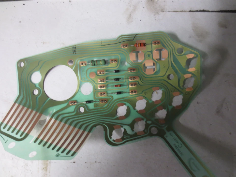 FORD KA 01-08 Instrument Cluster PCB Printed Circuit Board Part No 1142738 - Image 2 of 3