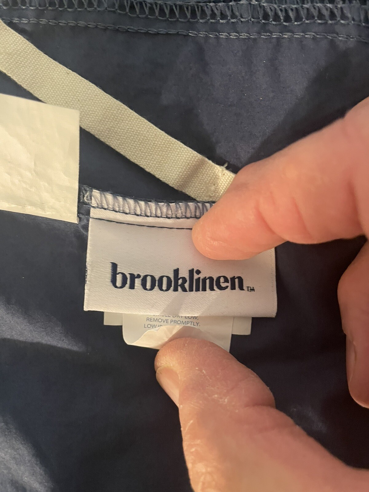 Brooklinen Classic Percale Duvet Cover in Abyss for Full/Queen Size-image