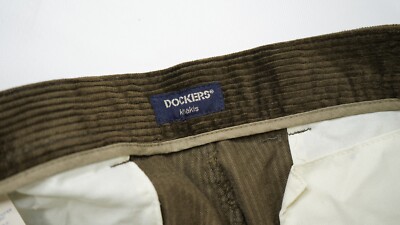 Rare Vintage DOCKERS Relaxed Fit Pleated Corduroy Pants 90s Brown
