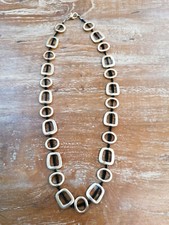 Zauberhafte Modeschmuck Halskette 70-er Jahre, cool