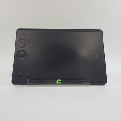 Wacom Intuos Pro Professional Drawing Tablet