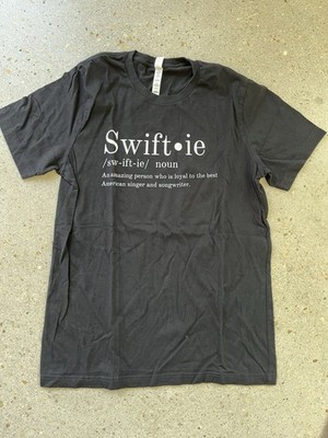 Taylor Swift Black Tshirt Girls Size L