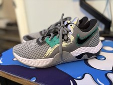 Nike Renew Elevate II Basketball Sneaker Gray White  CW3406 005 - SIZE 10 MENS