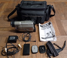 RCA AutoShot CC6364 VHS-C Camcorder 400X Zoom w/accessories power supply bag