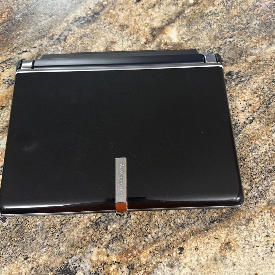 Laptop Gateway Windows XP modelo KAV60 vintage testado e funcionando sem carregador - Imagem 2 de 4